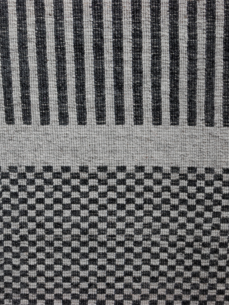 Meraki 01 - Silver Charcoal